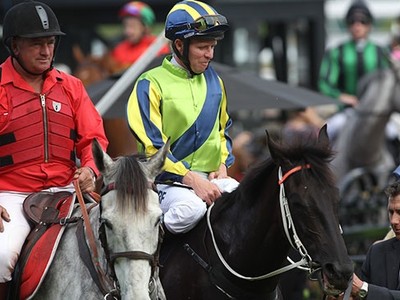 Sydney Jockeys Cleared For Everest Travel Image 1